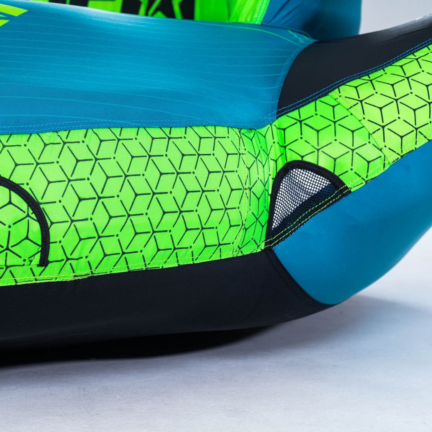 Jobe Binar Funtube 2P Kopen β 2 Persoons Funtube met Dubbele Trekpunten | Watersportgear.nl